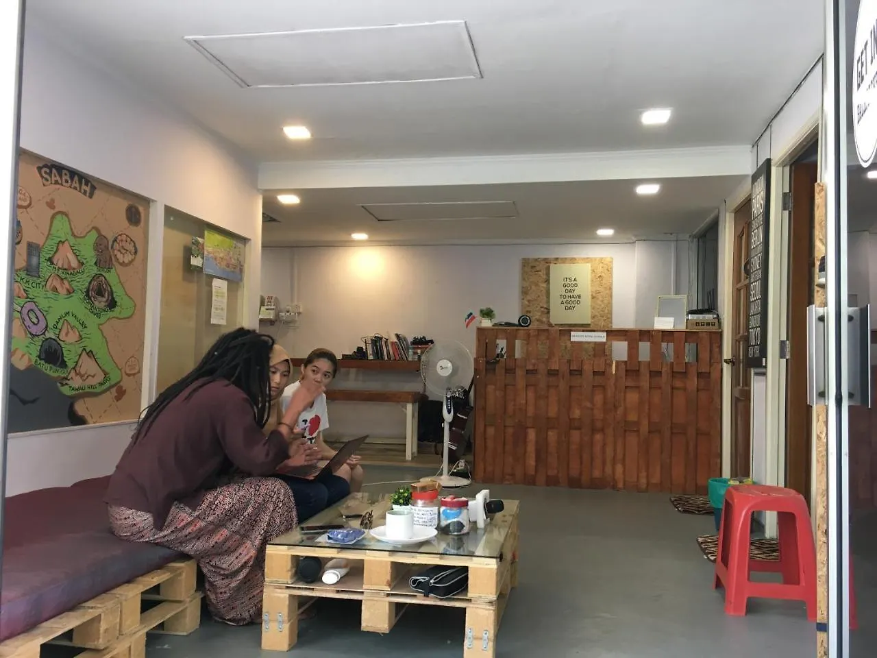 Get Inn Backpackers Kota Kinabalu